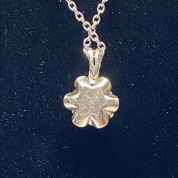 925 Silver Round White Topaz Solitaire Necklace - Picture 3 of 6